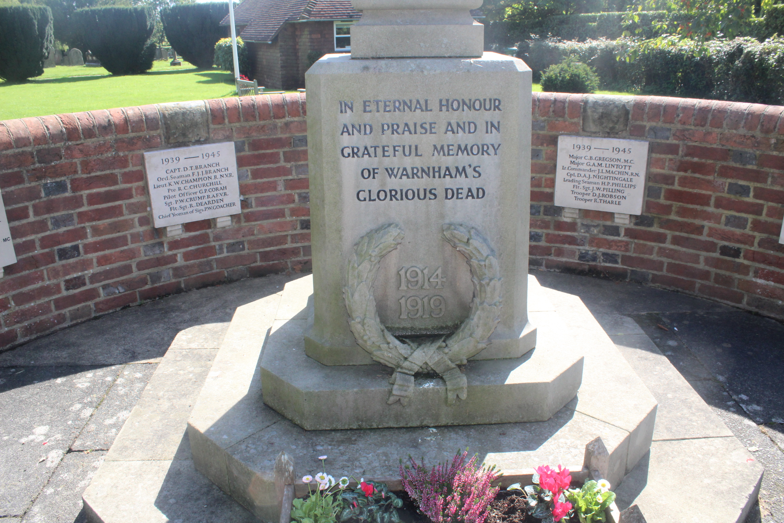 St Margaret Church Cross War Memorials Online